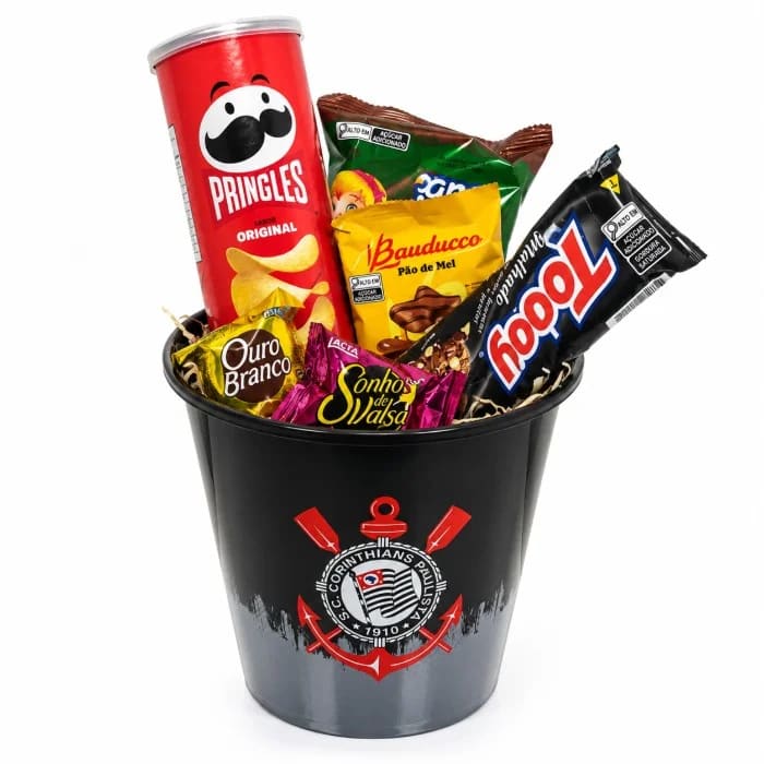 Balde Presente Corinthians com Snacks e Chocolates 104g (cento e quatro gramas)