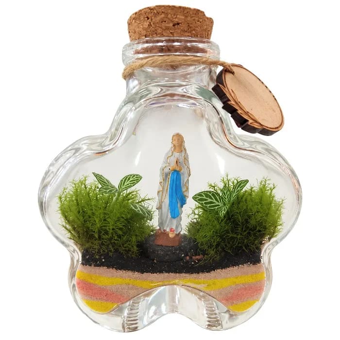 Terrário Natural em Vidro com Miniatura Religiosa de Nossa Senhora