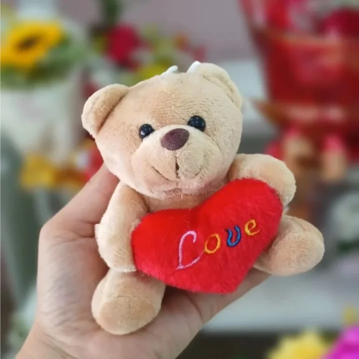Urso Marrom com um Coração "Love" 12 cm de Pelúcia
