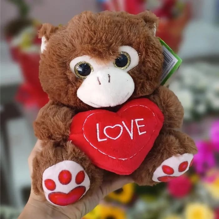 Macaco Marrom com um Coração "Love" 25 cm de Pelúcia