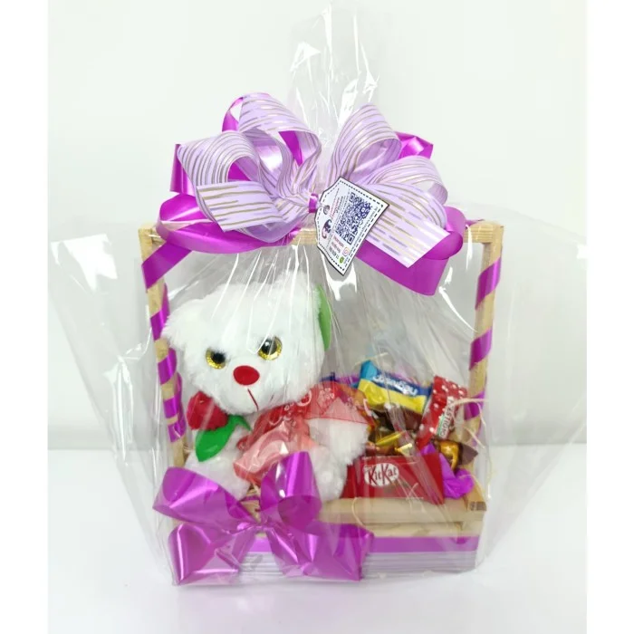 Cesta de Chocolates e Doces Carinho com Laço Pink