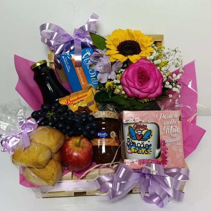 Dia das Mães - Cestas de Café da Manhã | Tarde - Baú Emoções para Mãe com Flores e Caneca "Mãe Benção de Deus"