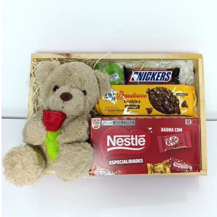 Cesta de Chocolates e Doces Especial com Pelúcia e Nestlé 251 g (duzentos e cinquenta e um gramas)