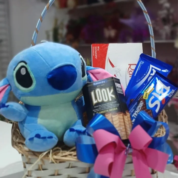 Cesta de Chocolates e Doces - Stitch