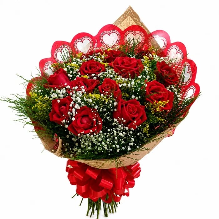 Buquê de Rosas Premium - 12 Rosas Vermelhas com Mosquitinho e Folhagens